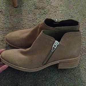 Dolce vita tan suede ankle boots